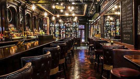 The Whiskey Room - Rí Rá Georgetown