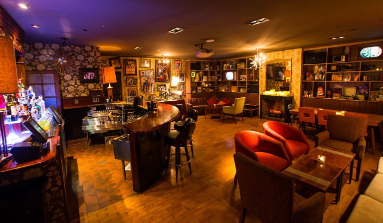 The Parlour Room Lounge Style 1 Rí Rá Irish Pub Las Vegas Rí Rá Irish Pub Las Vegas